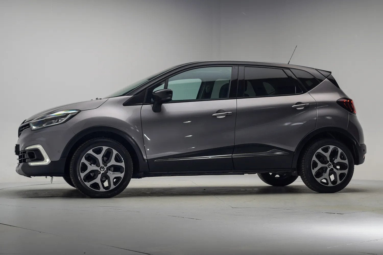 Renault Captur 0.9 TCe Version S [ Panoramadak Apple/Android, Auto's, 898 cc, Gebruikt, Handgeschakeld, 19 km/l