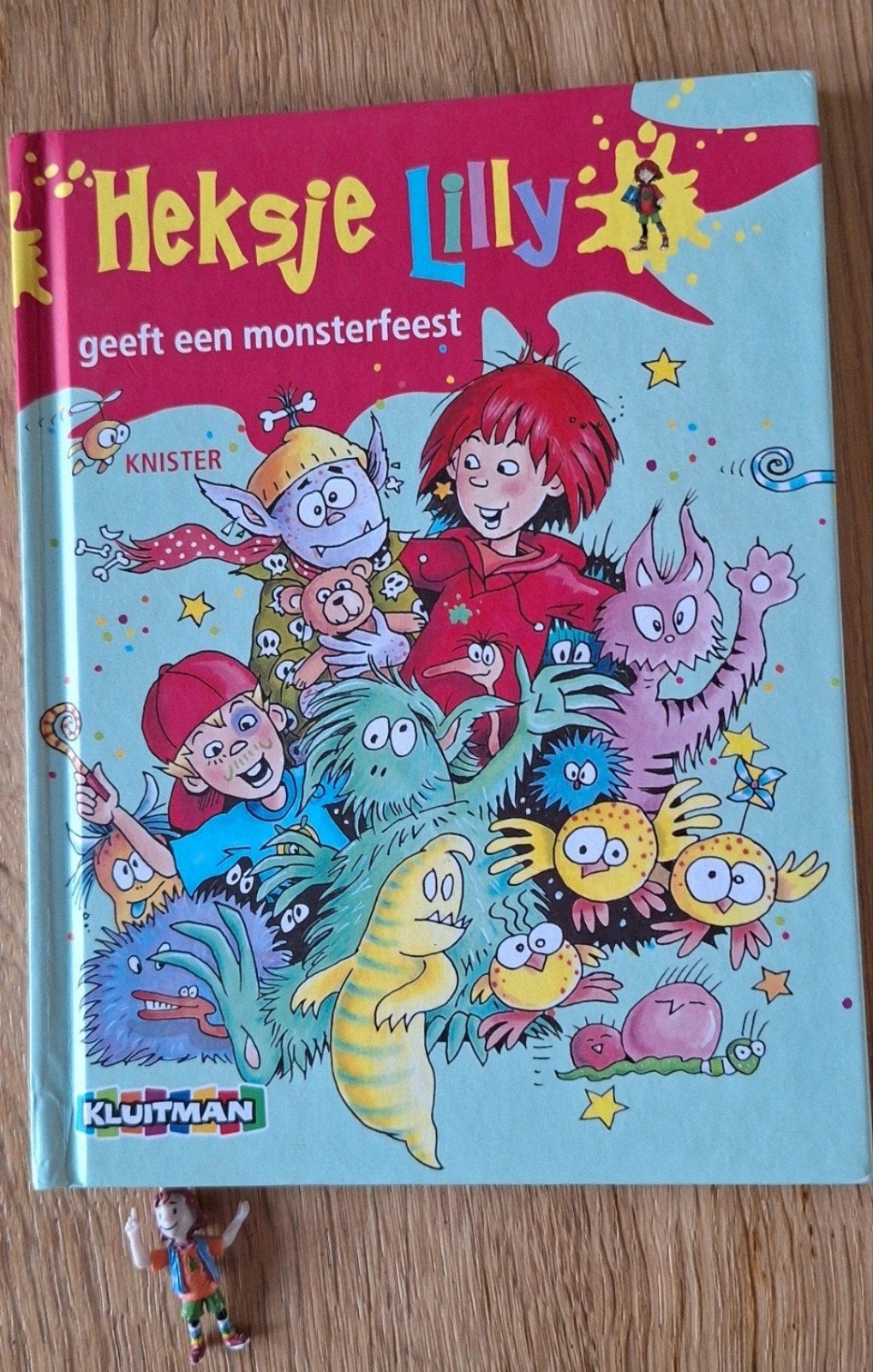 Heksje Lilly geeft een monsterfeest, Ophalen of Verzenden, Zo goed als nieuw, Sprookjes