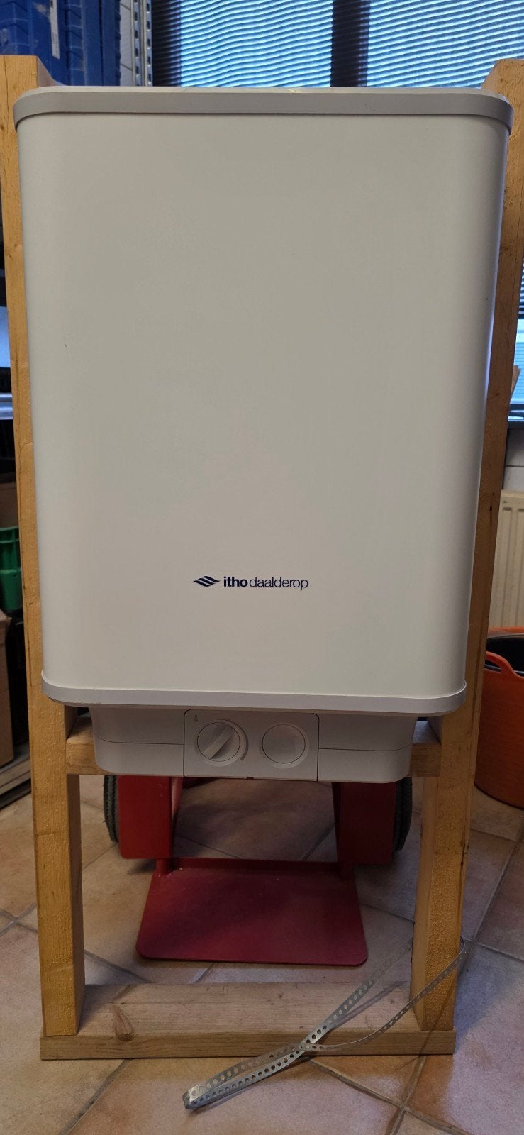 Itho Daalderop Mono Elektrische Boiler 30 Liter, Ophalen, 20 tot 100 liter, Boiler, Zo goed als nieuw