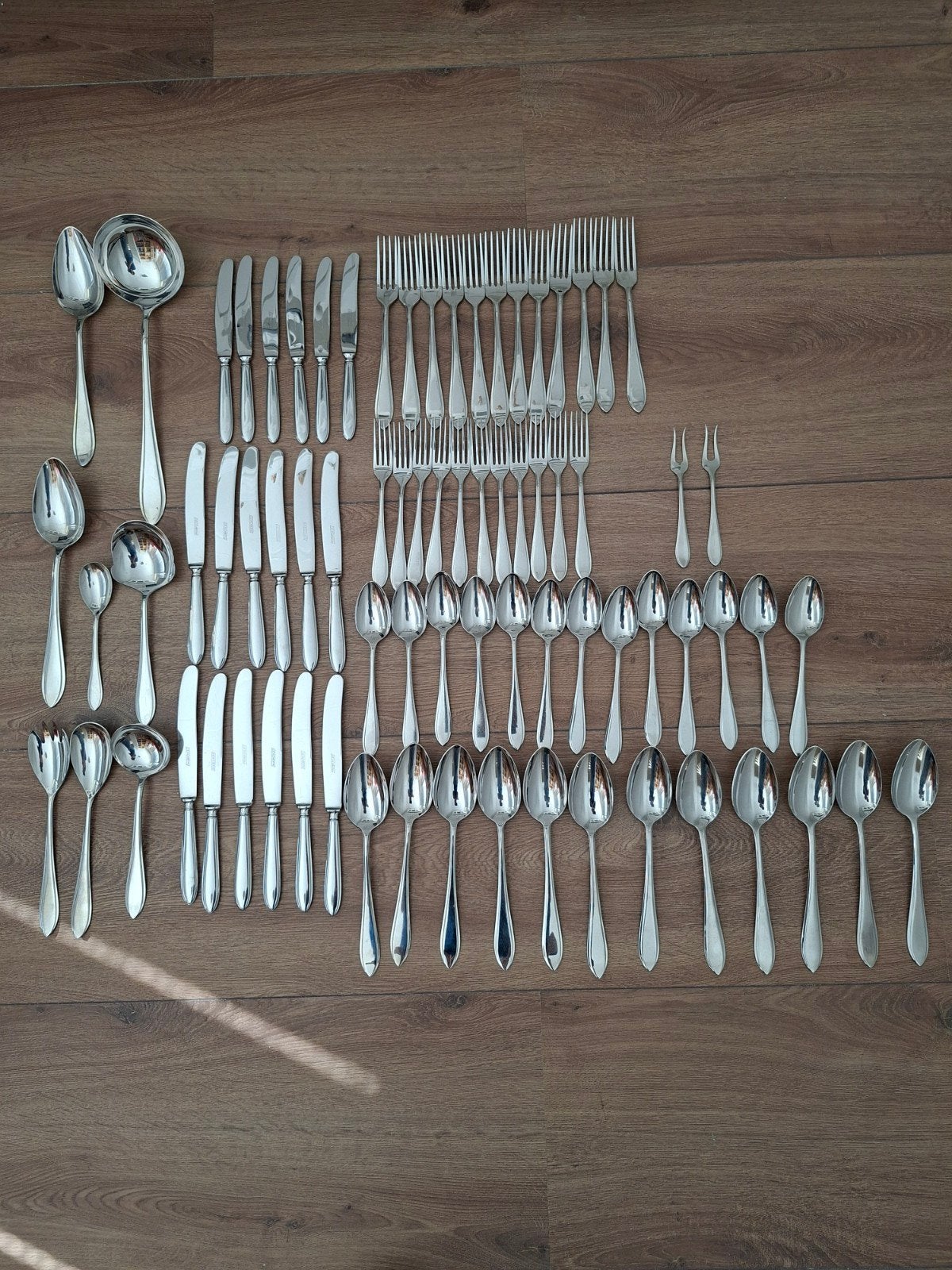 Gero bestek en messenleggers, Ophalen, Porselein, Kop en/of schotel