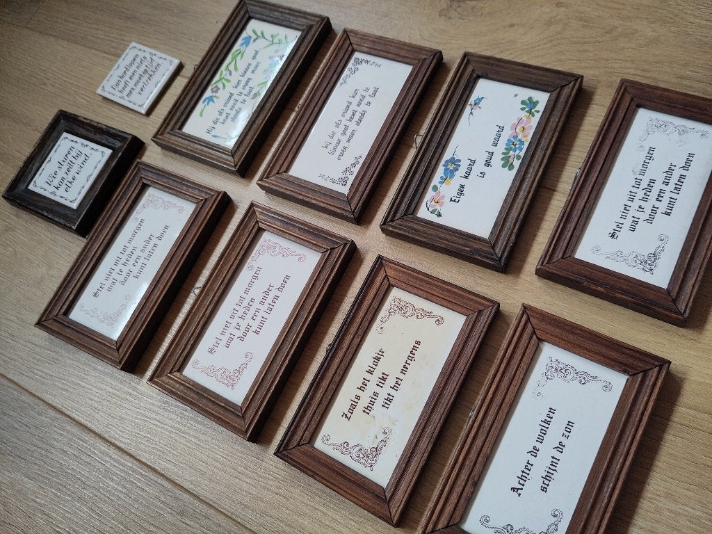 Retro wandtegels met spreuken in lijst - Klein formaat, Ophalen, Gebruikt, Ingelijst, Tegeltje