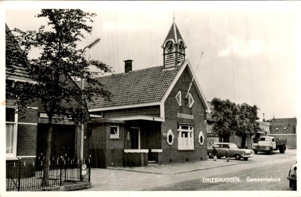 Driebruggen - Gemeentehuis - Gevel, Ophalen of Verzenden, 1960 tot 1980, Gelopen, Zuid-Holland