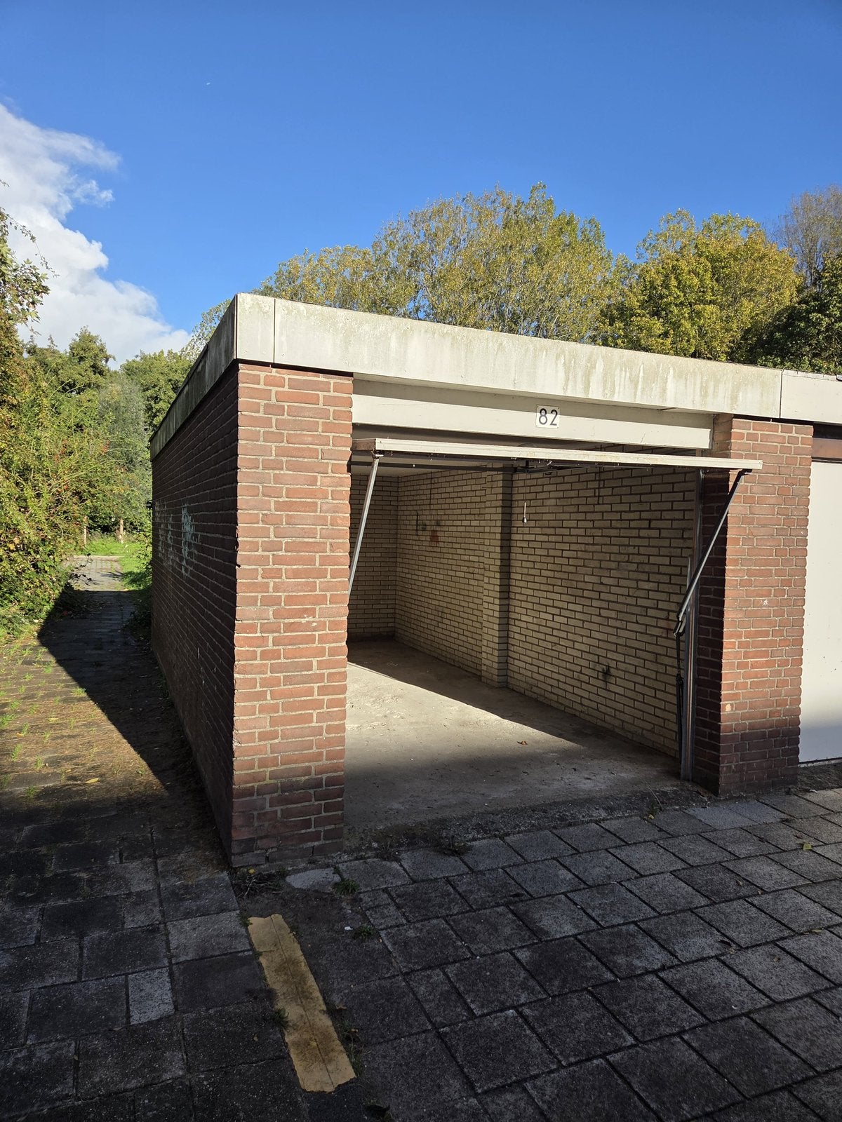 Ruime Garagebox te huur Rotterdam Zuid (Keizerswaard)