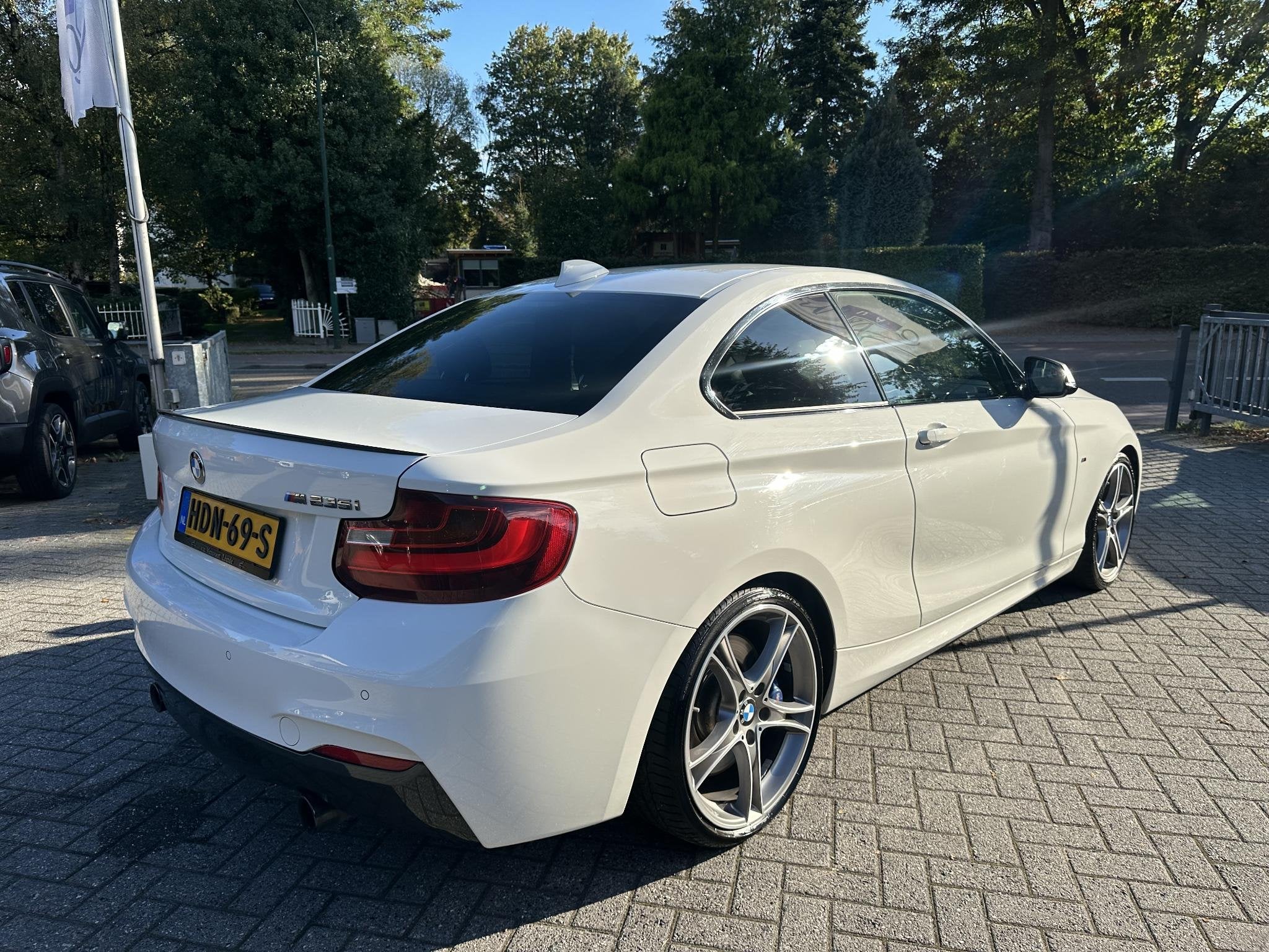 BMW 2-serie Coupé M235i +/-380PK Nieuwstaat!|NaviProf|Camer, Auto's, Dealer onderhouden, Achterwielaandrijving, Gebruikt, Euro 6