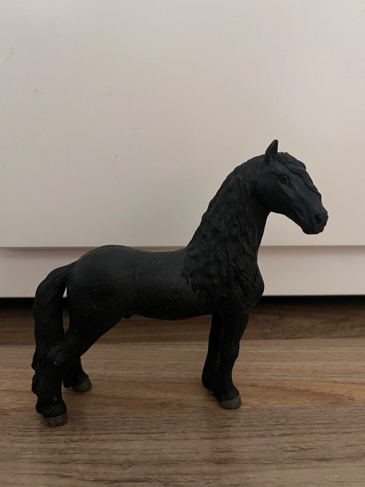 Schleich Friese Hengst - Zwart Paard Speelgoedfiguur, Ophalen, Zo goed als nieuw