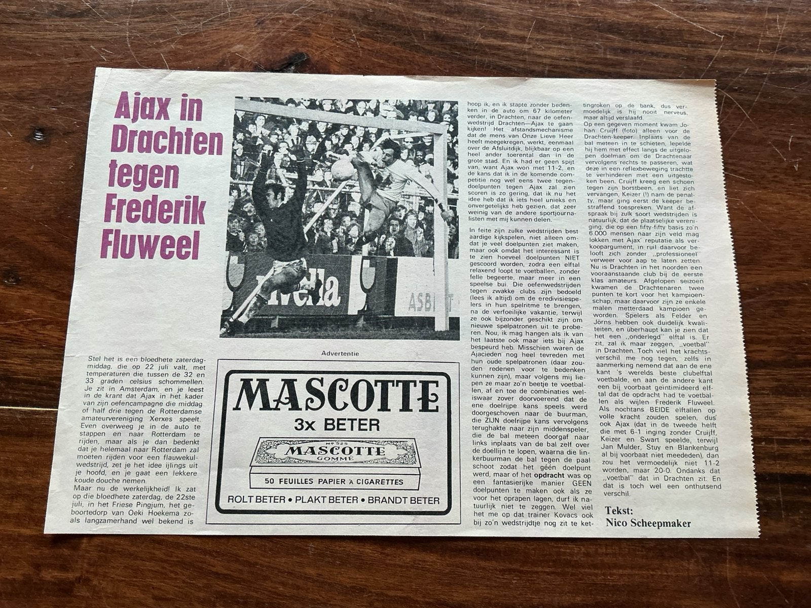 Voetbal artikel Drchten Ajax augustus 1972 Cruijff, Ophalen of Verzenden, Knipsel(s)