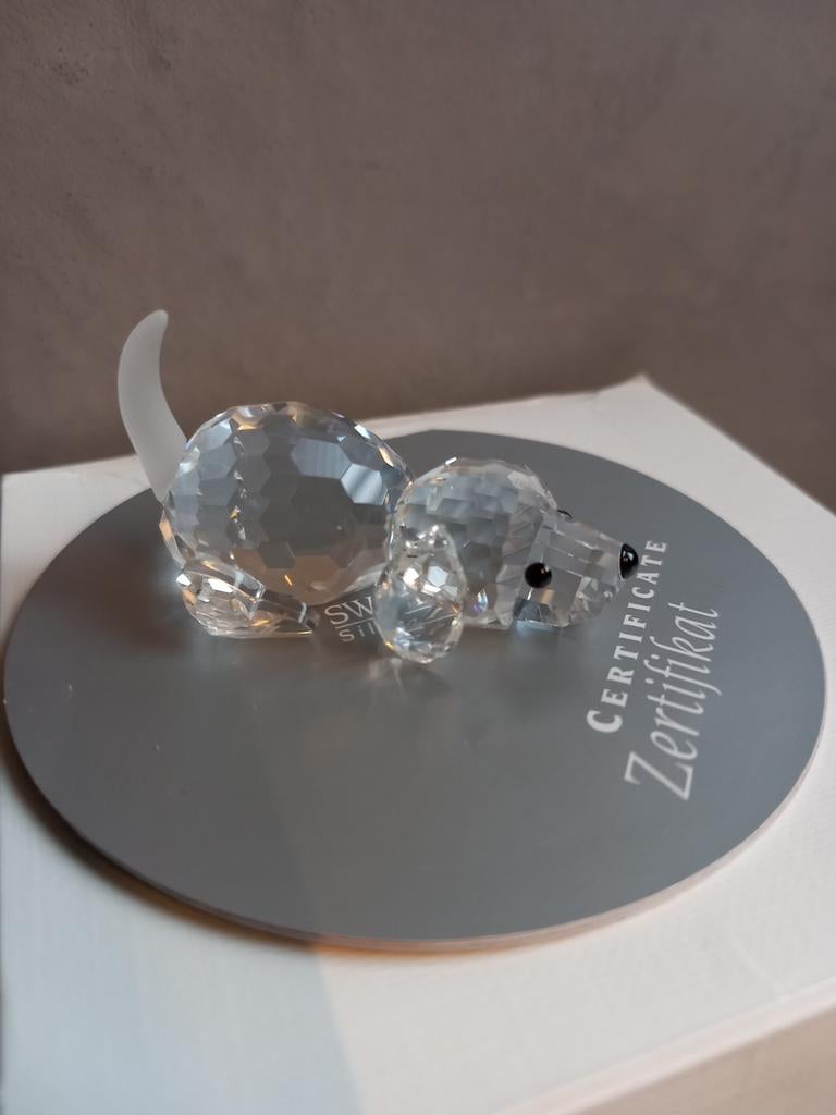 Swarovski Beagle liggend, Verzamelen, Swarovski, Ophalen of Verzenden, Zo goed als nieuw, Figuurtje
