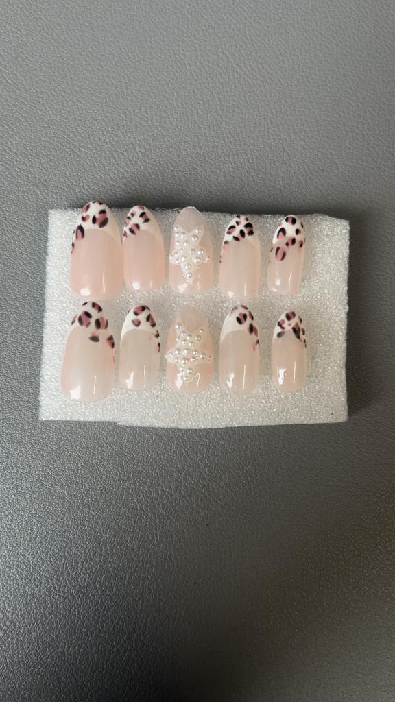 Hand made nagels, Overige kleuren, Verzenden, Zo goed als nieuw, Handen en Nagels