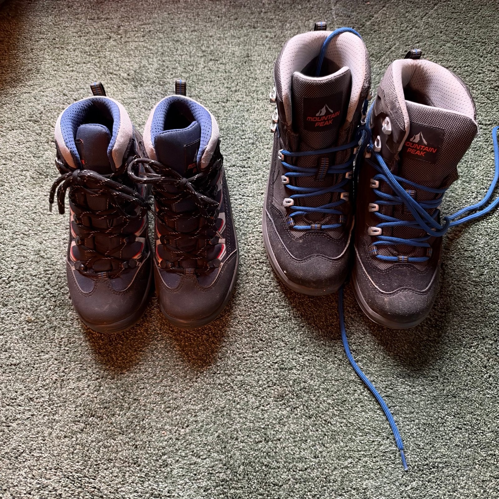 Kinder wandelschoenen - 2 paar maat 36 & 41, Ophalen, Gebruikt, Schoenen