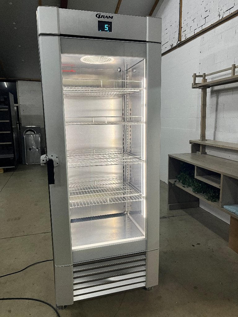 KOOPJE RVS Gram glasdeur koelkast NIEUWSTAAT, Ophalen, Zonder vriesvak, 200 liter of meer, 60 cm of meer