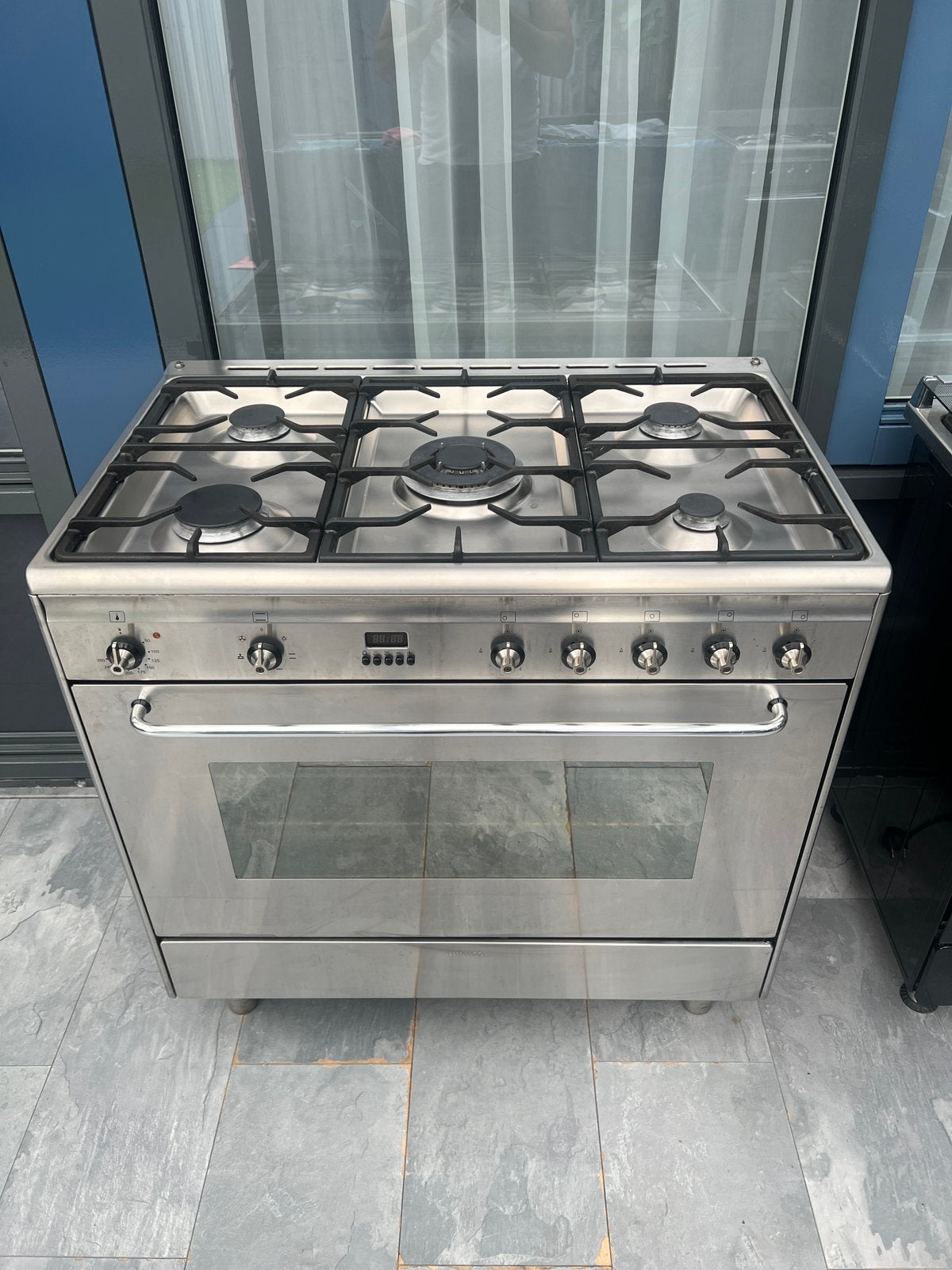 Gasfornuis 90 cm Smeg grijs, 60 cm of meer, Ophalen of Verzenden, Zo goed als nieuw, Gas