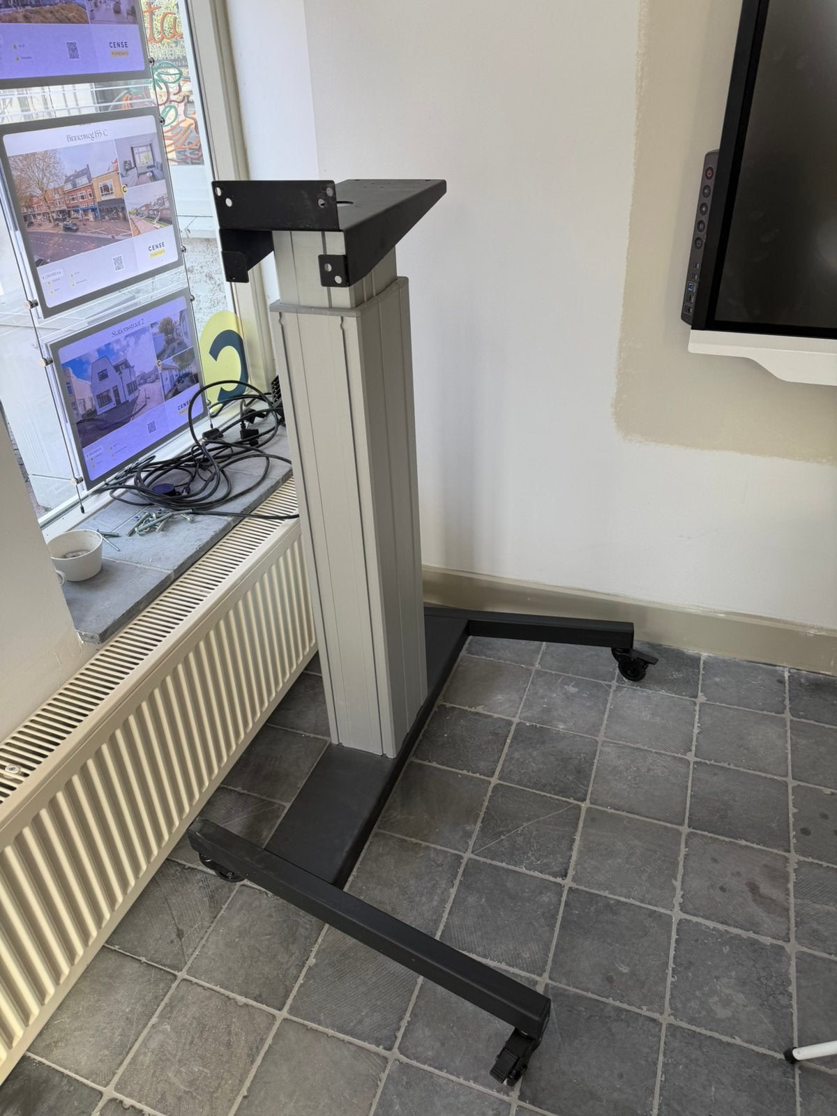 Lift voor digibord / tv - tvlift