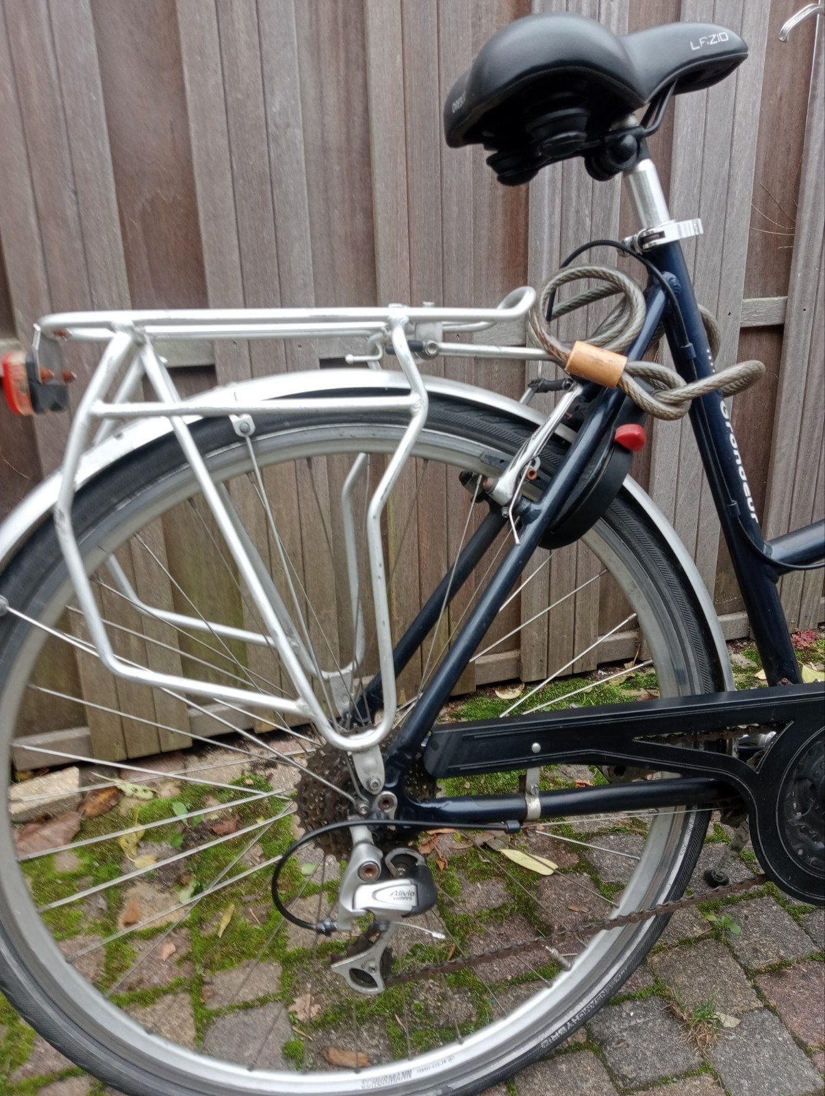Grandeur damesfiets met 21 versnellingen en dubbel slot, Gebruikt, Velgrem, Versnellingen, Ophalen