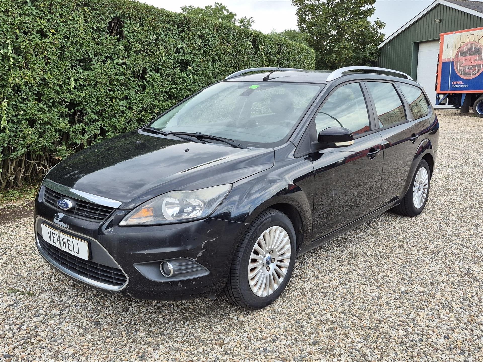 FORD Focus Wagon 1.6 16V | Titanium | Clima | Cruise | PDC |, Gebruikt, 4 cilinders, 635 kg, Zwart