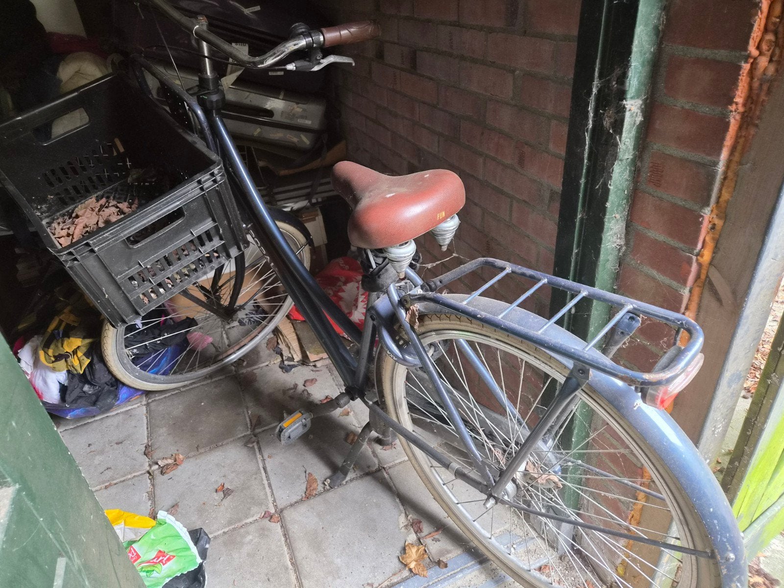 Fiets in goede staat met lekke band, Fietsen en Brommers, Ophalen, Gebruikt