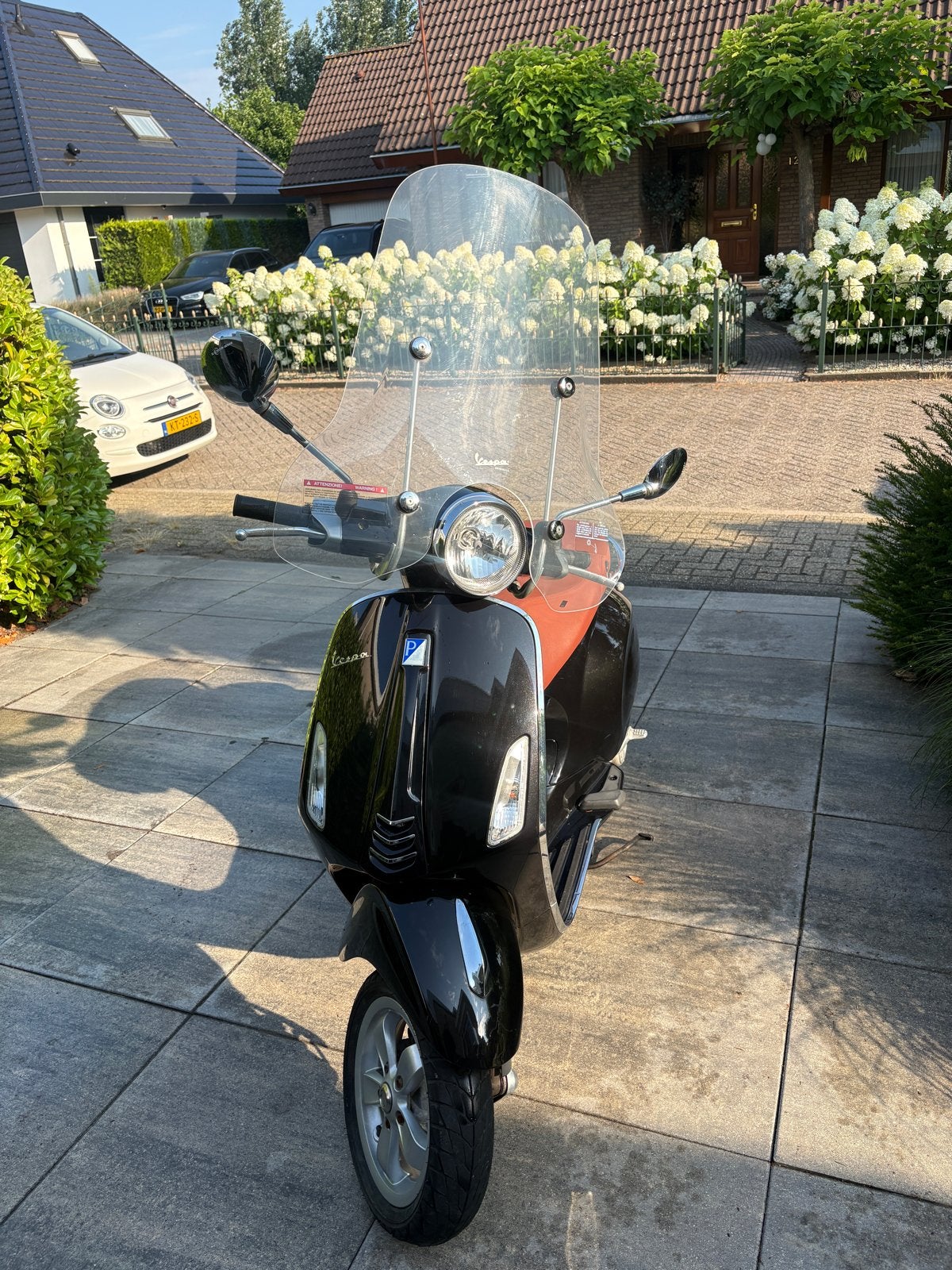 Vespa Primavera uit 2019 snorscooter!, Fietsen en Brommers, Ophalen, Zo goed als nieuw, Benzine, Vespa