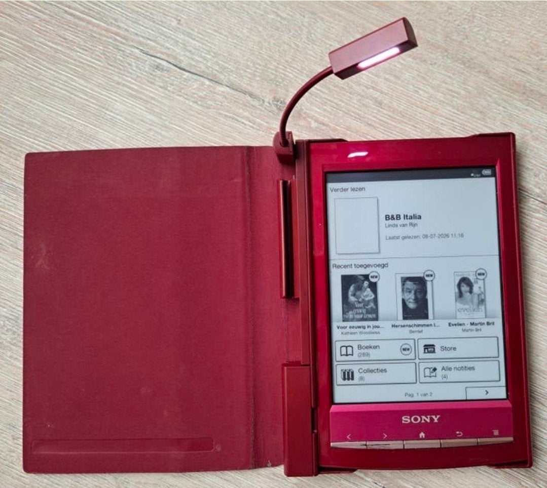 Sony e-reader, hoes, 289 e-boeken en met spec. opl. € 78, Computers en Software, E-readers, Ophalen of Verzenden