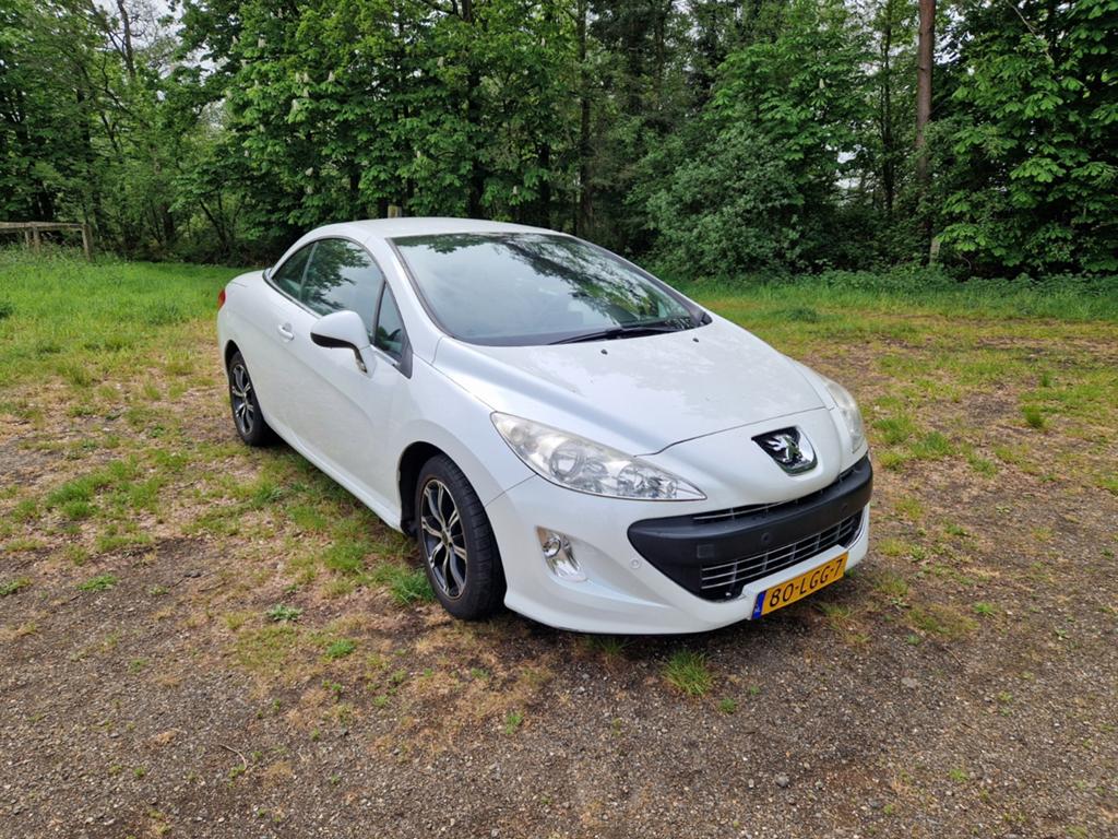 Peugeot 308 CC 1.6 THP Feline AUT 2010 MET EEN NIEUWE MOTOR, Auto's, Peugeot, Particulier, ABS, Airconditioning, Alarm, Bluetooth