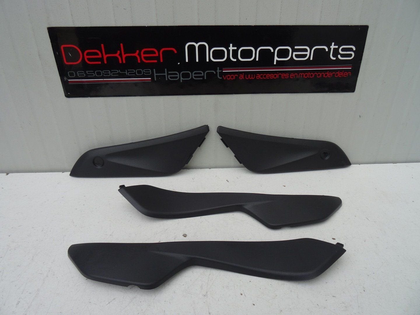 Linker + Rechter Tankkapjes Honda CBR1000RR 2004-2005 SC57, Motoren, Onderdelen | Honda, Gebruikt, -, -, Ophalen of Verzenden