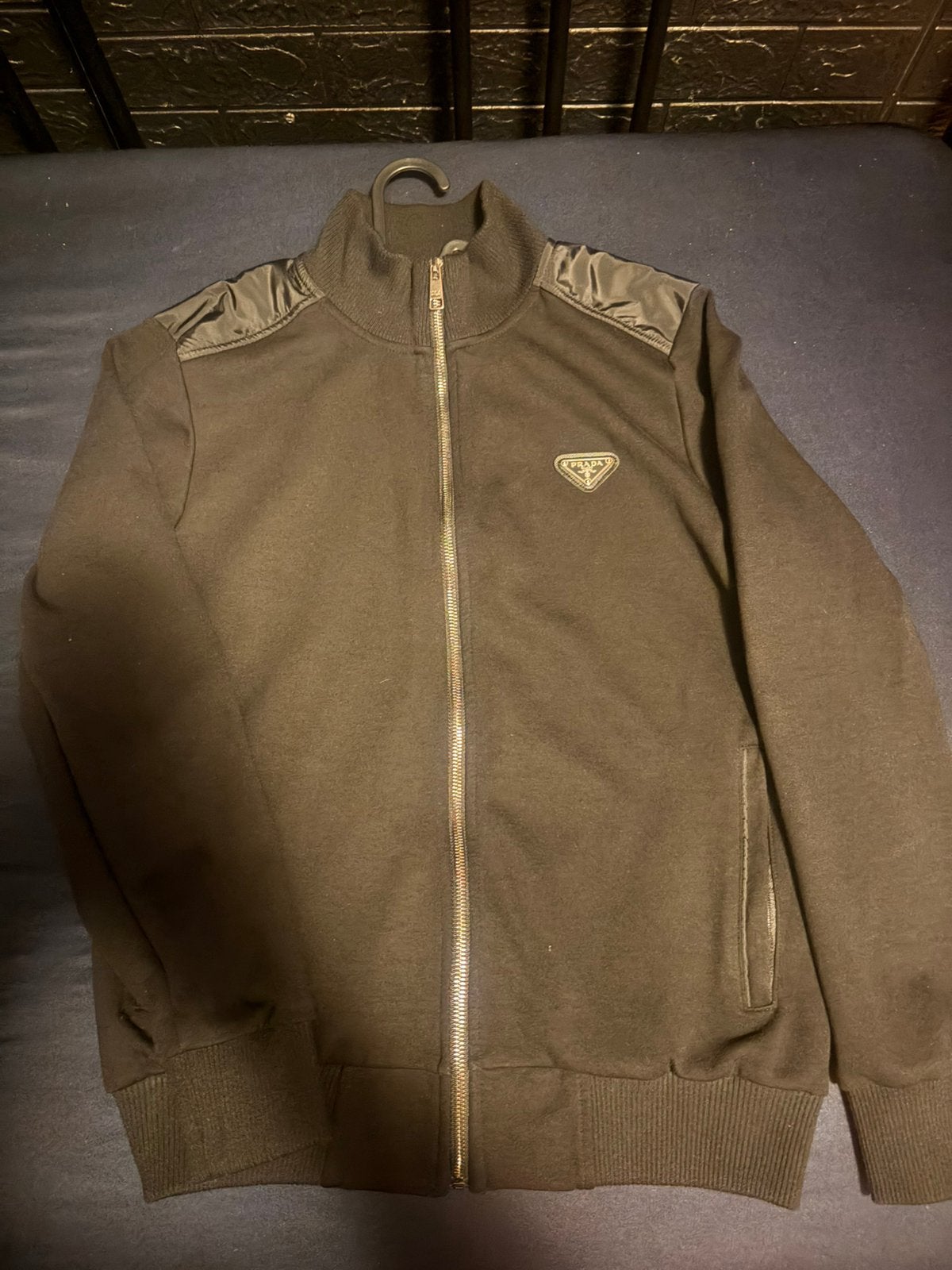 Prada trainingspak, Ophalen of Verzenden, Zo goed als nieuw, Maat 48/50 (M), Zwart