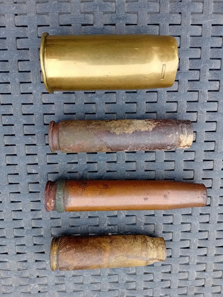 Lotje hulzen, Verzamelen, Militaria | Tweede Wereldoorlog, Ophalen of Verzenden, Duitsland, Hulzen of Bodemvondsten