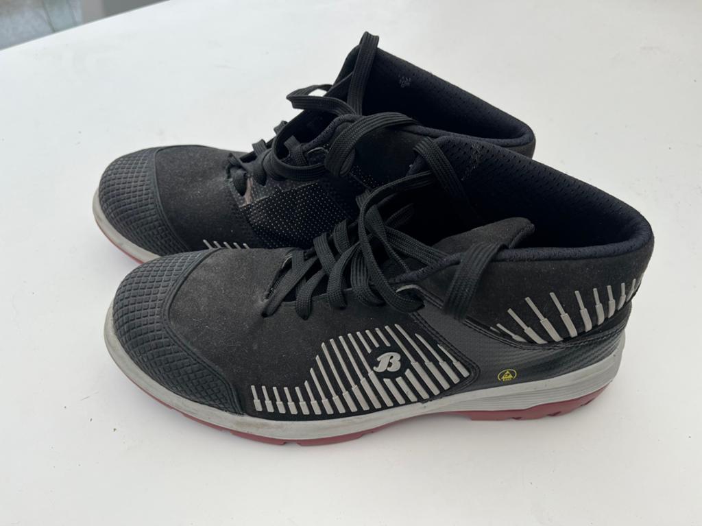 Bata werkschoenen, Ophalen, Zo goed als nieuw