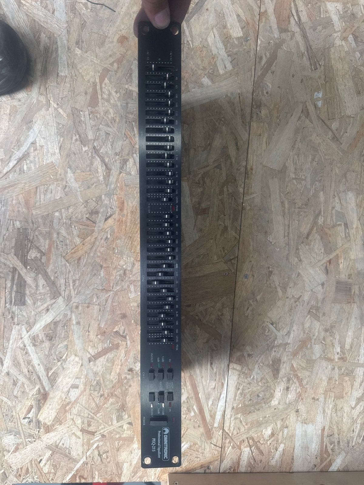 Omnitronic PEQ-215 Professionele Equalizer, Ophalen of Verzenden, Gebruikt, Minder dan 5 kanalen