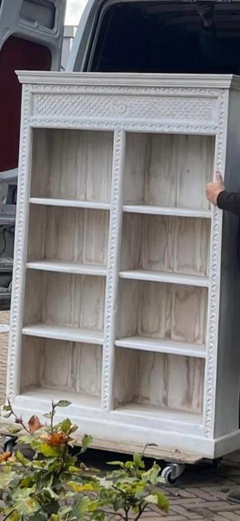 Indiase kast, Ophalen of Verzenden, Zo goed als nieuw, 25 tot 50 cm
