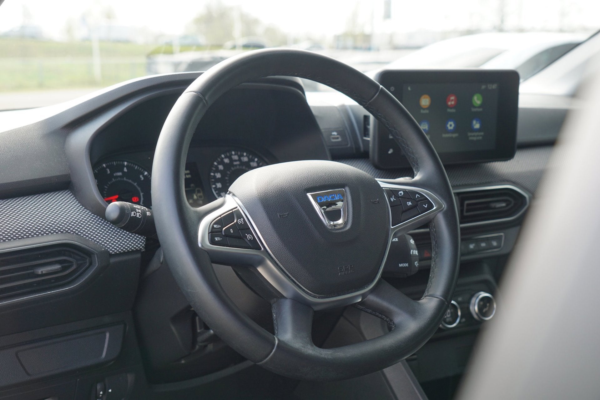 Dacia Jogger 1.0 TCe Extreme 7p. | \ | Camera/Carplay/Stoelv, Voorwielaandrijving, Dealer onderhouden, Stof, Gebruikt