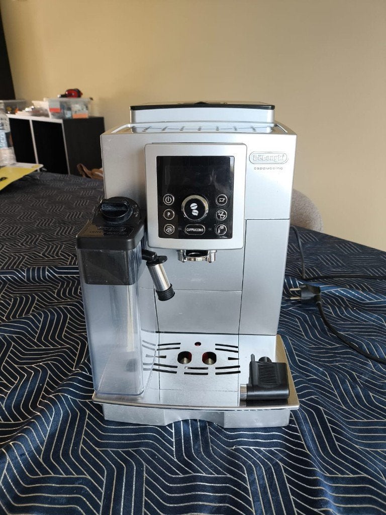 DeLonghi ECAM 23.460.SB Volautomatische Espressomachine, Afneembaar waterreservoir, Gebruikt, Koffiemachine, Ophalen of Verzenden
