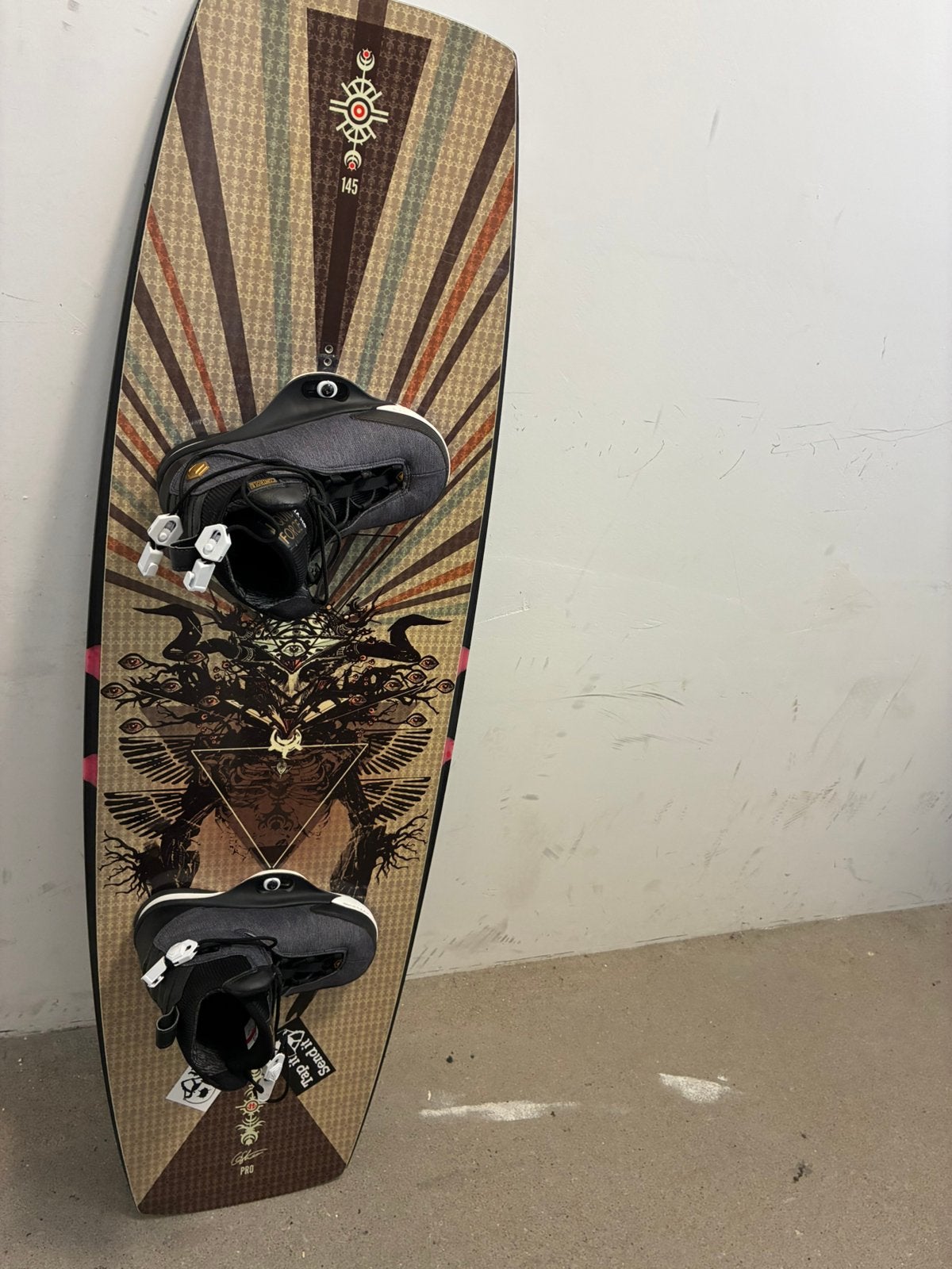Humanoid Wakeboard +  Liquidforce 6x vida bindingen, Watersport en Boten, Wakeboarden, Zo goed als nieuw, Board en Schoenen, Ophalen