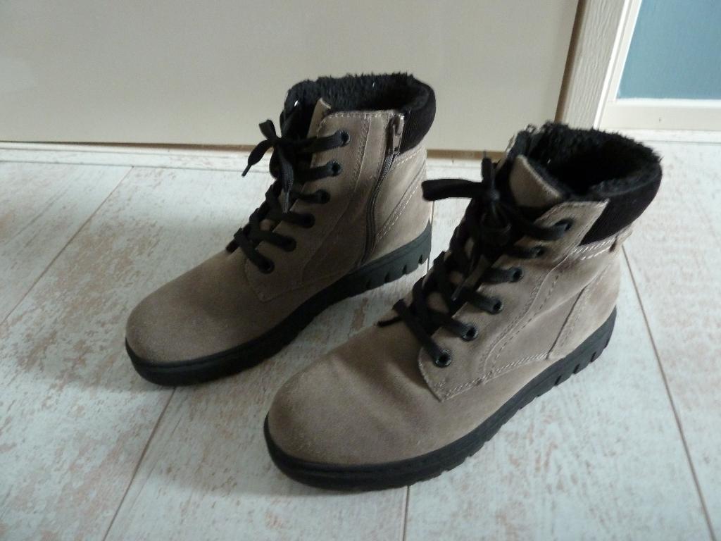 Schoenen Medicus maat G8, Kleding | Dames, Schoenen, Medicus, Lage of Enkellaarzen, Ophalen of Verzenden, Grijs