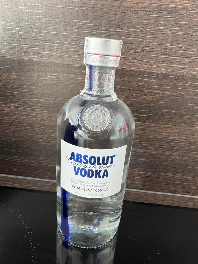 Absokut Vodka Limited Edition Nr 659.236, Verzamelen, Ophalen of Verzenden, Zo goed als nieuw, Overige typen