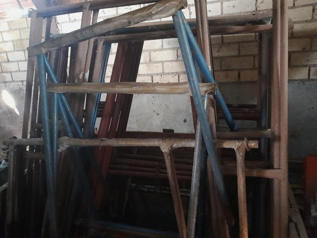 Gebruikte steigerframes - Diverse maten, Ophalen of Verzenden, Gebruikt, Gevelsteiger, 5 meter of hoger