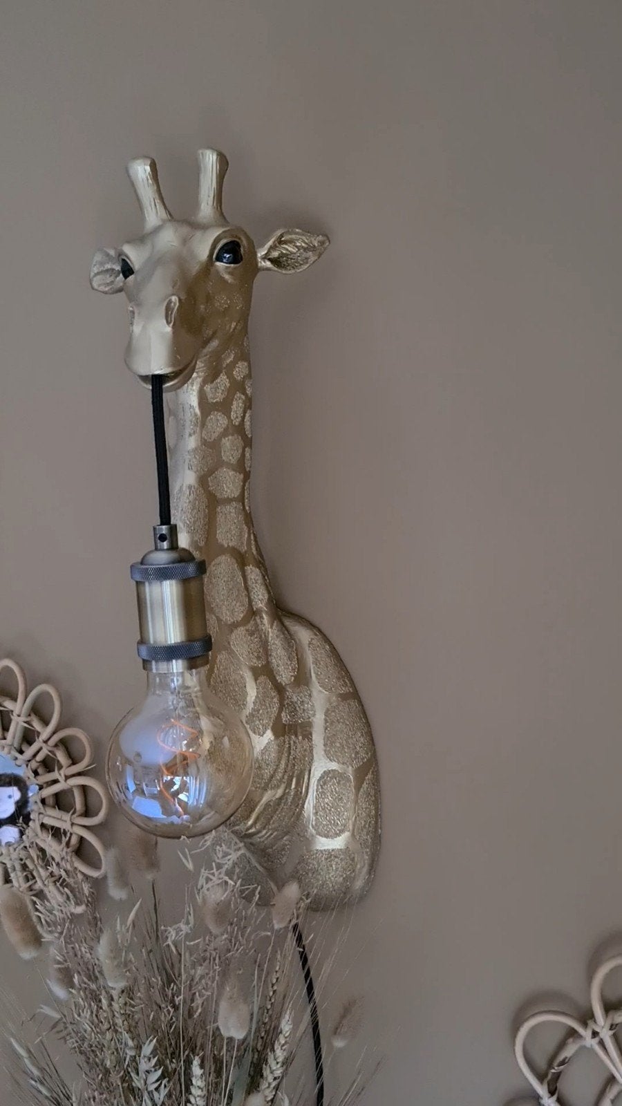 Light & Living Wandlamp Giraffe Goud - E27 - 61 cm hoog, Ophalen, Kunststof, Nieuw, E27 (groot)