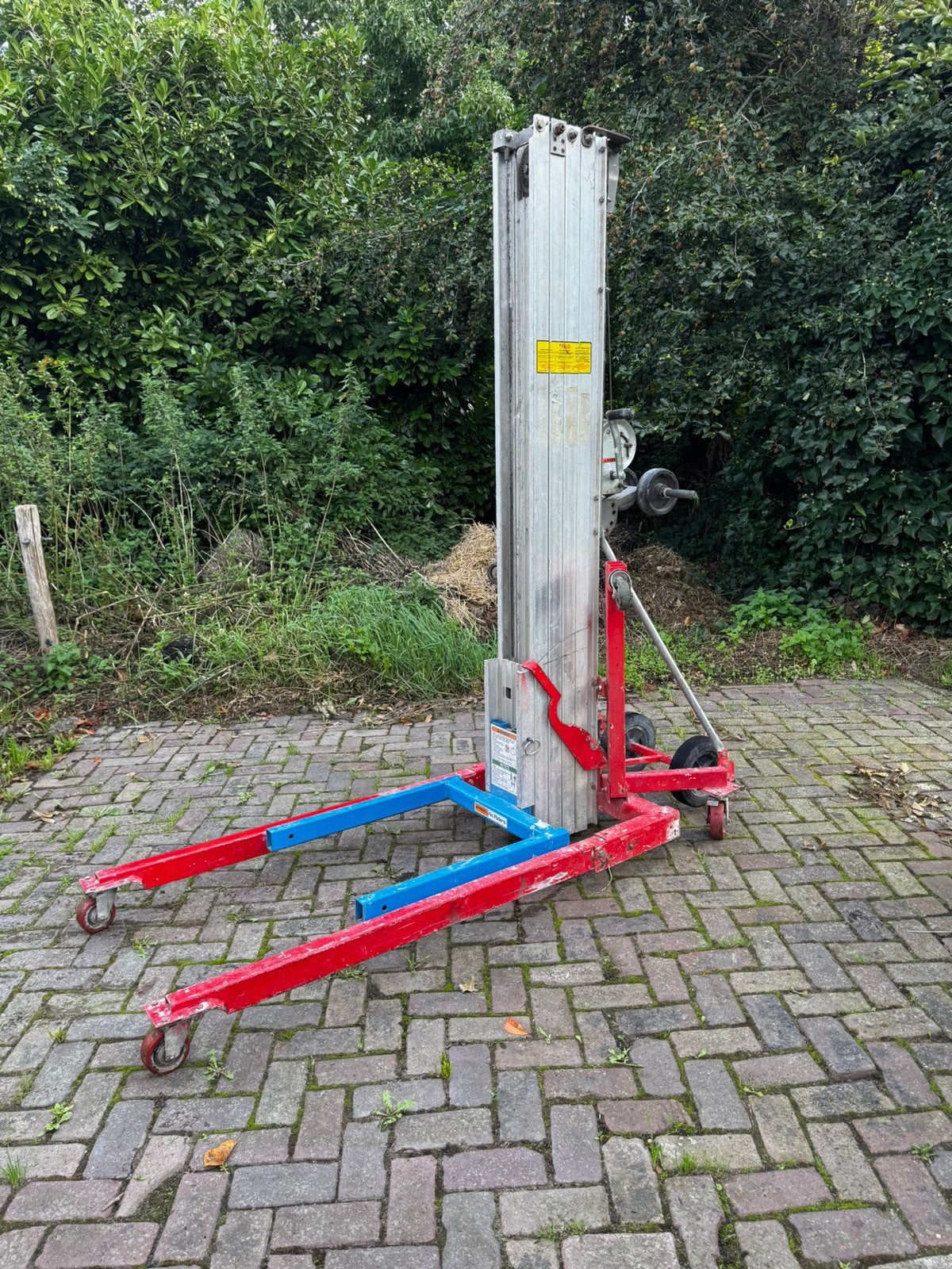 Genie Superlift Contractor SLC-24 kanaallift–7,3 meter–295kg, Doe-het-zelf en Verbouw, Ophalen, Gebruikt