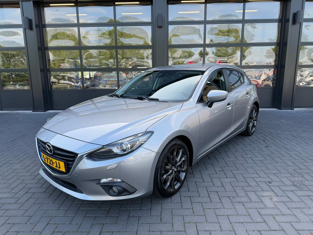 Mazda 3 2.0 Skyactiv-g (bj 2016), 1998 cc, Gebruikt, 4 cilinders, Origineel Nederlands