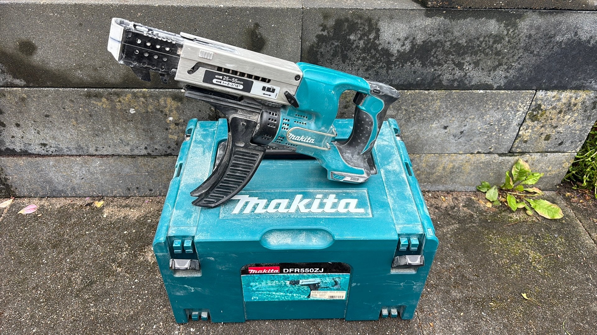 Makita 18v Bandschroefmachine DFR550 + Mbox, Doe-het-zelf en Verbouw, Gereedschap | Boormachines, Ophalen of Verzenden, Zo goed als nieuw