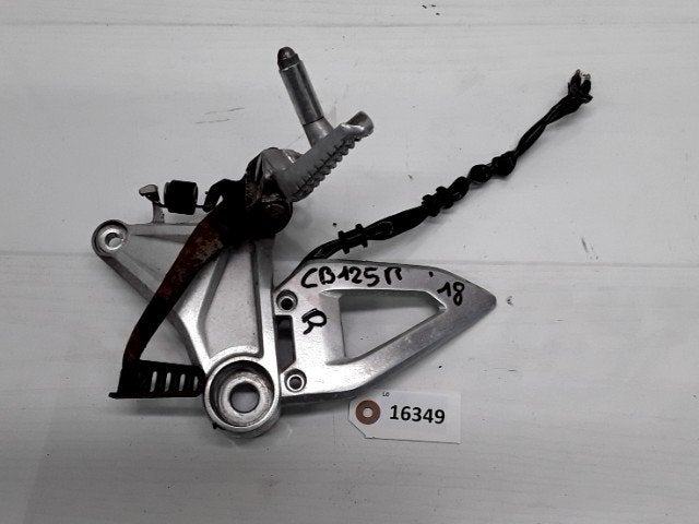 CB125R  2018 - 2019 Honda D1-27552