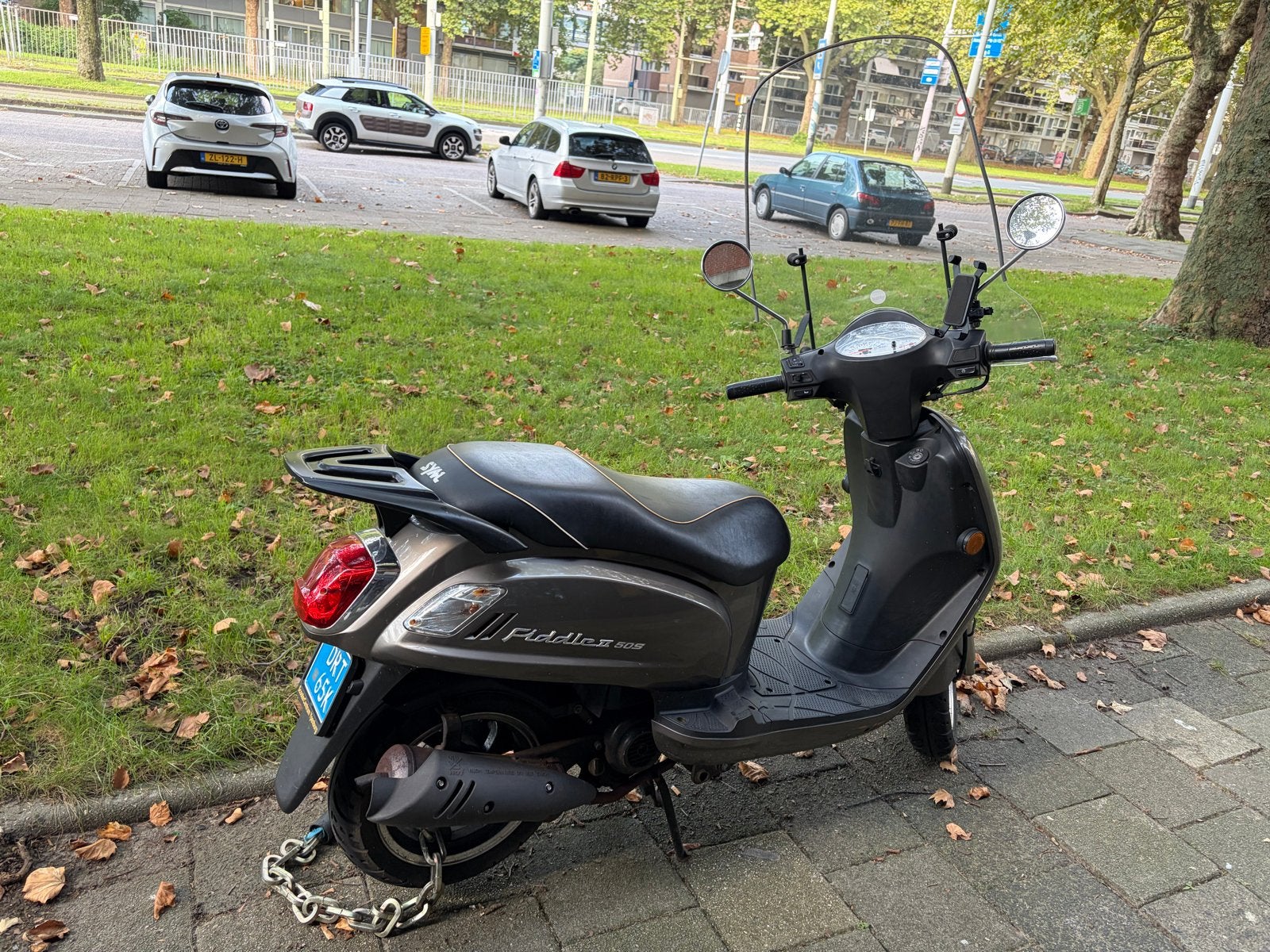 SYM Fiddle II 4-takt snorscooter uit 2018 - Inclusief extra', Fietsen en Brommers, Ophalen, Gebruikt, Benzine, Fiddle