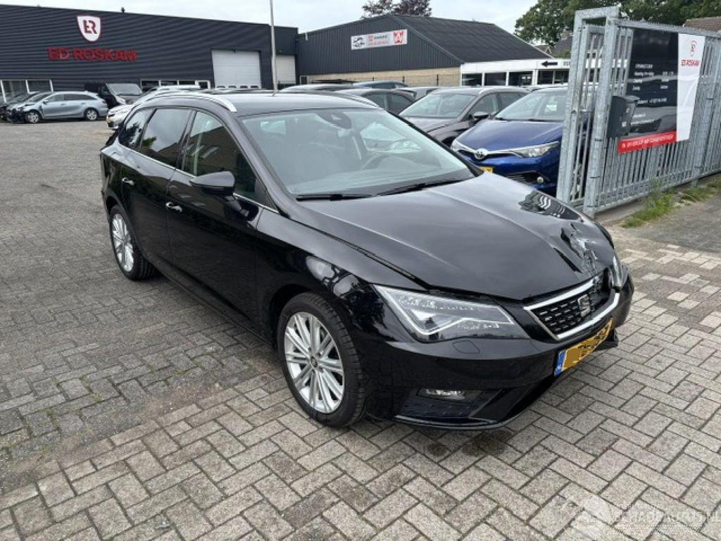 SEAT Leon 1.5 TSI FR DSG Ultimate Edition 150pk (bj 2020), Auto diversen, Schadeauto's, Stationwagon, Handgeschakeld, Benzine