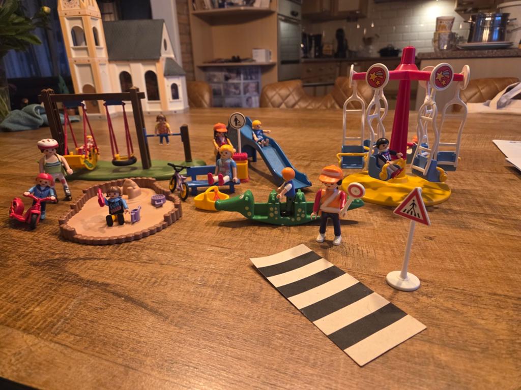 Playmobil Speeltuin (gebruikt/niet compleet), Kinderen en Baby's, Speelgoed | Playmobil, Ophalen of Verzenden, Gebruikt