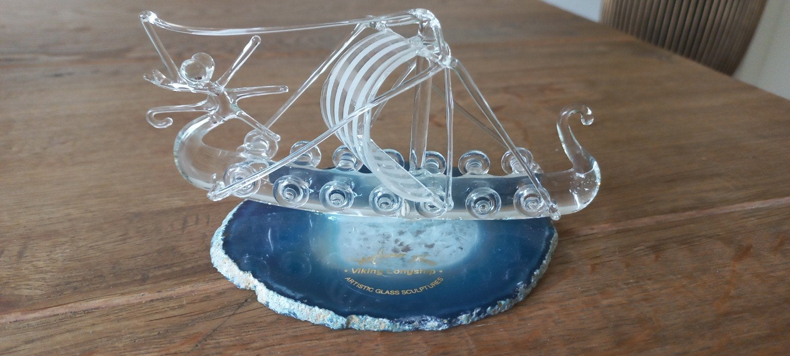 Glazen Vikingschip op Agaatsteen - Uniek Kunstwerk, Ophalen of Verzenden