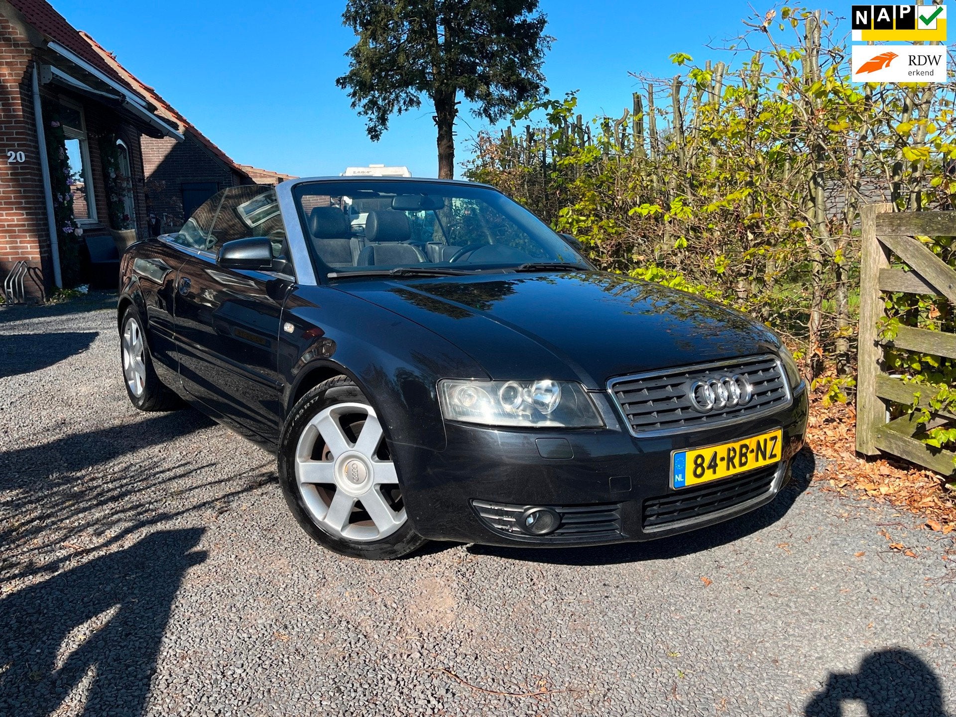 Audi A4 Cabriolet 2.4 V6 Pro Line|AUTOMAAT|NAP|APK”27!|NET, Auto's, Audi, Gebruikt, Zwart, Cabriolet, 4 stoelen