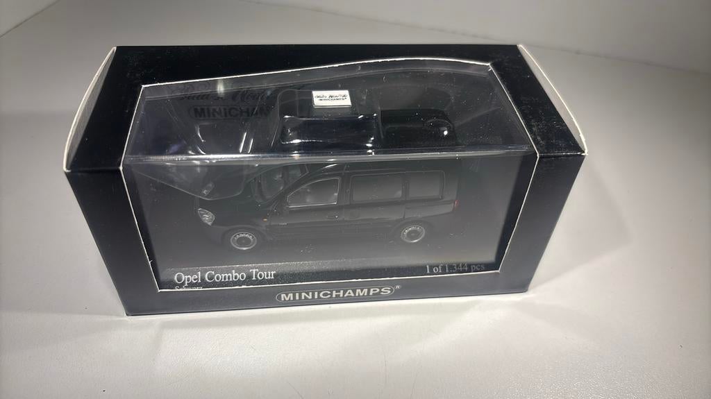 Opel combo tour minichamps 1.43, Auto, Ophalen of Verzenden, MiniChamps, A