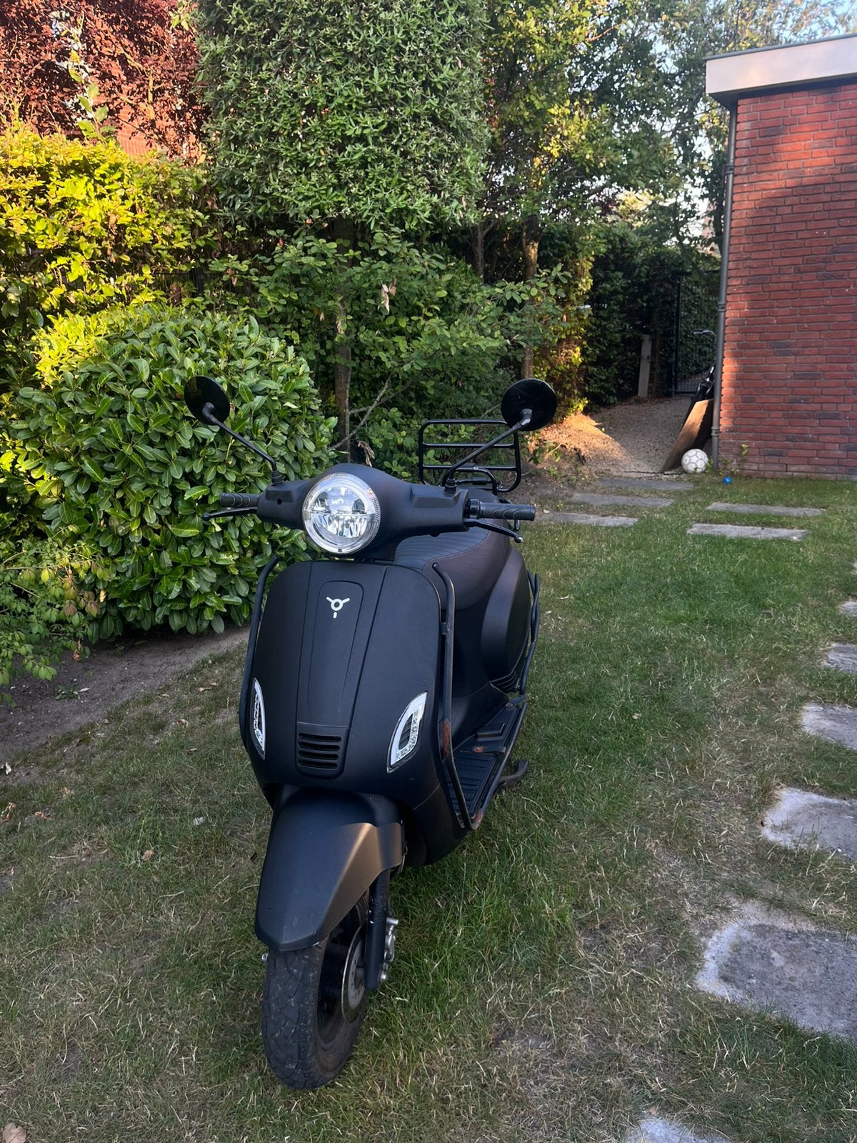 Elektrische iva scooter, Fietsen en Brommers, Snorfietsen en Snorscooters, Gebruikt, Elektrisch, Ophalen, Overige merken