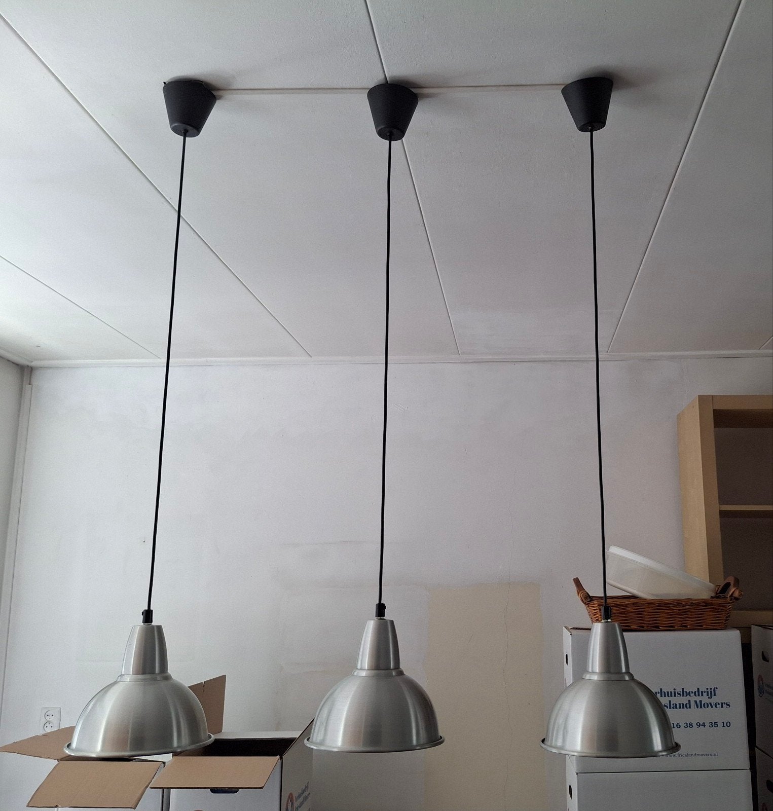 Set van 3 aluminium hanglampen - industrieel design, Ophalen, Gebruikt, E27 (groot), Metaal