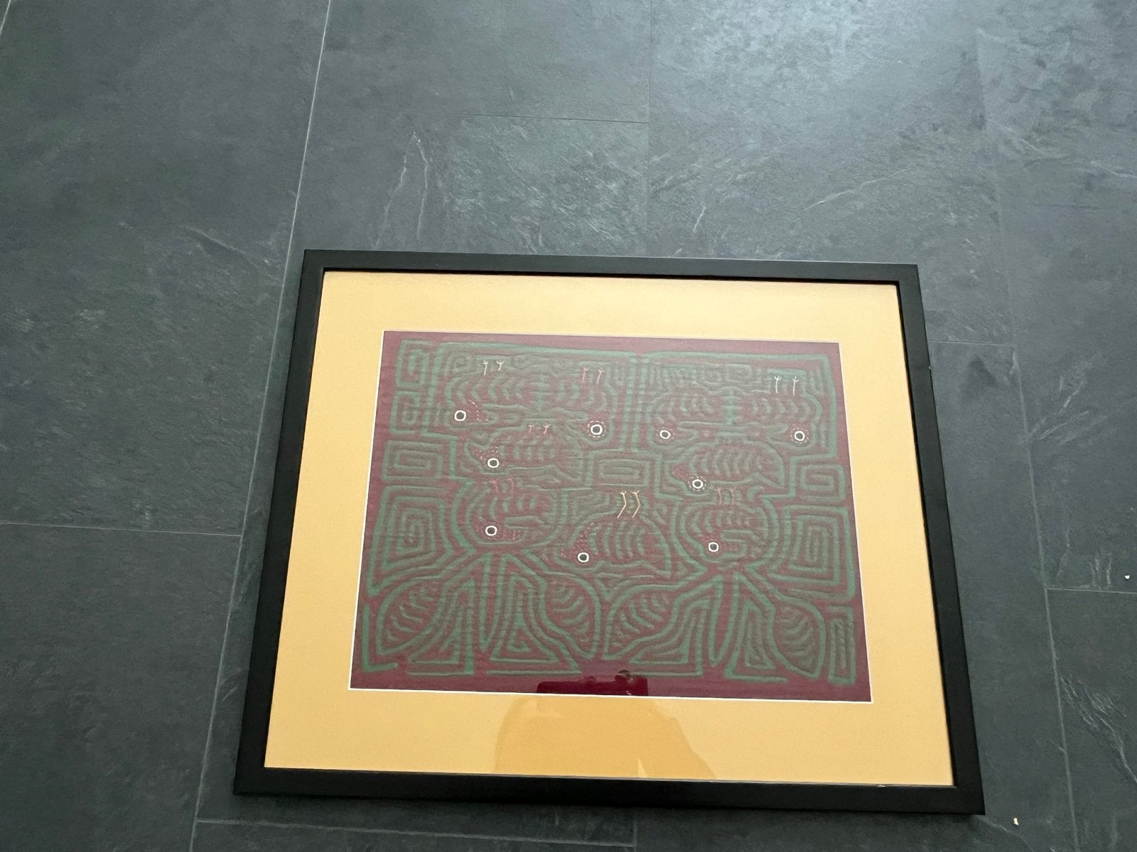 Ingelijste traditionele Guna-mola textielapplicatie, Antiek en Kunst, Ophalen, Textiel, Overige typen, Handgemaakt
