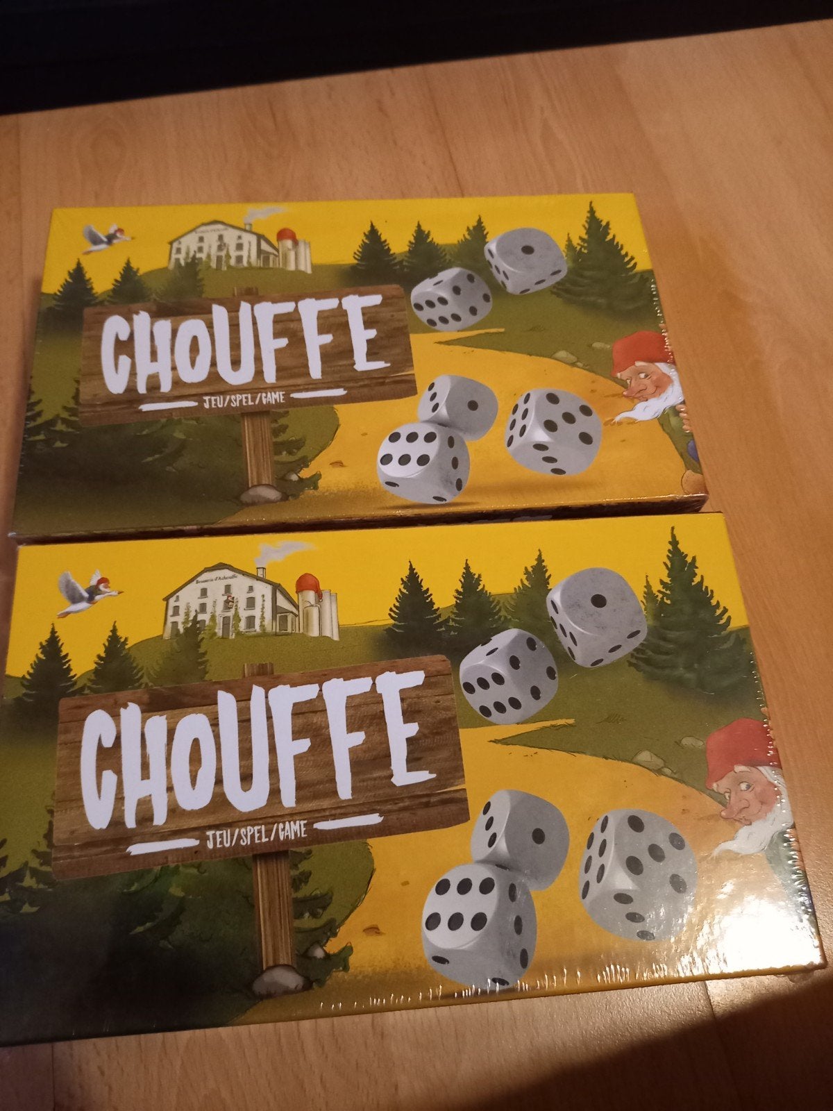 2 Nieuwe Chouffe Dobbelspellen - Gezelligheid gegarandeerd!, Vijf spelers of meer, Ophalen of Verzenden, Nieuw, Cartamundi