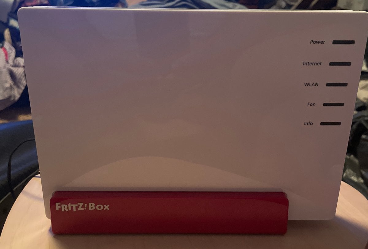 Fritz Box 7581 - Snelle en betrouwbare DSL-router, Ophalen of Verzenden, Zo goed als nieuw, Router met modem